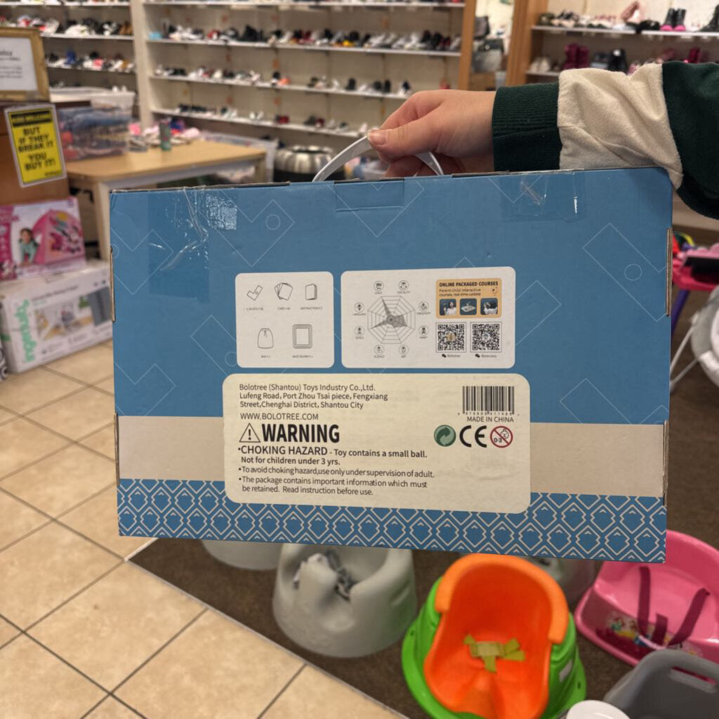 *MAtching Puzzle and Board Game