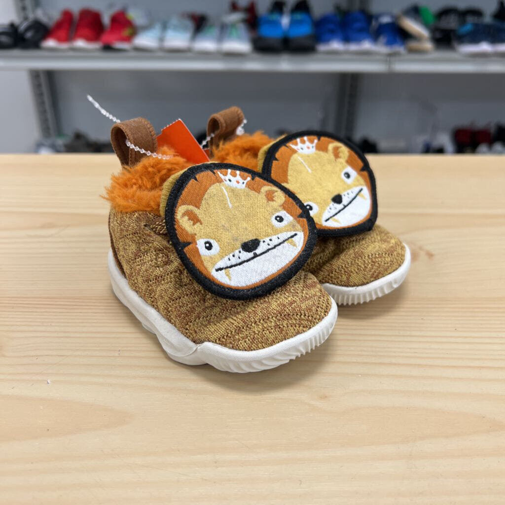 Lebron Little Big Cats | Lion