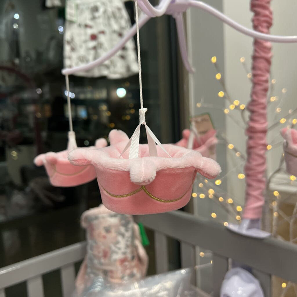 *crowns (mobile only)