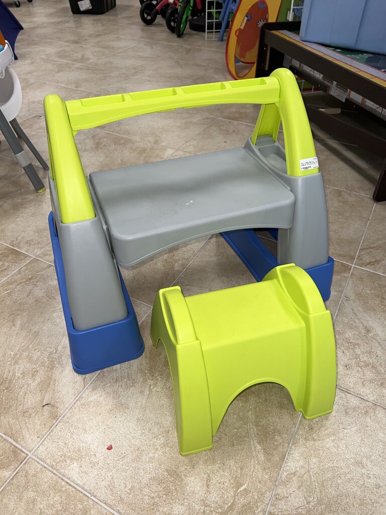 *My Very Own Study N' Play Writing Desk