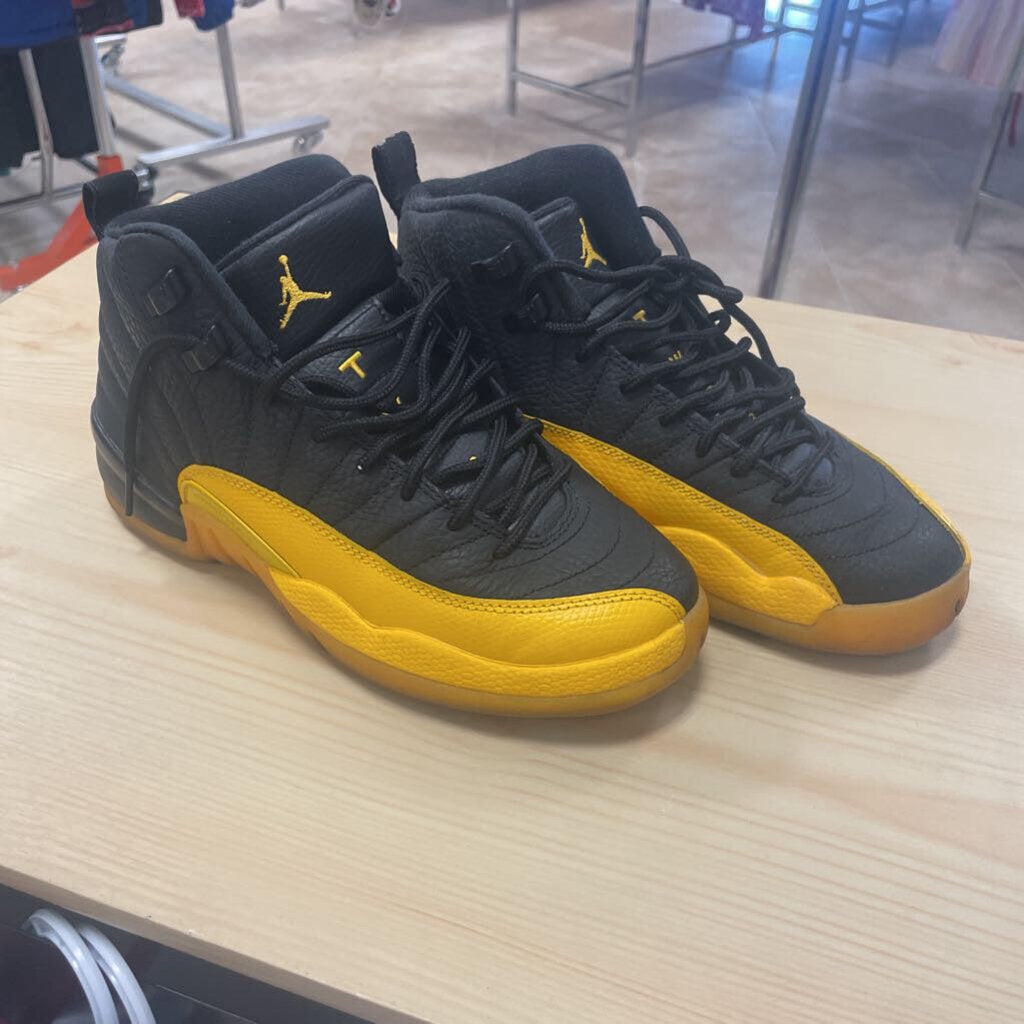 *Jordan 12 Retro Black University Gold