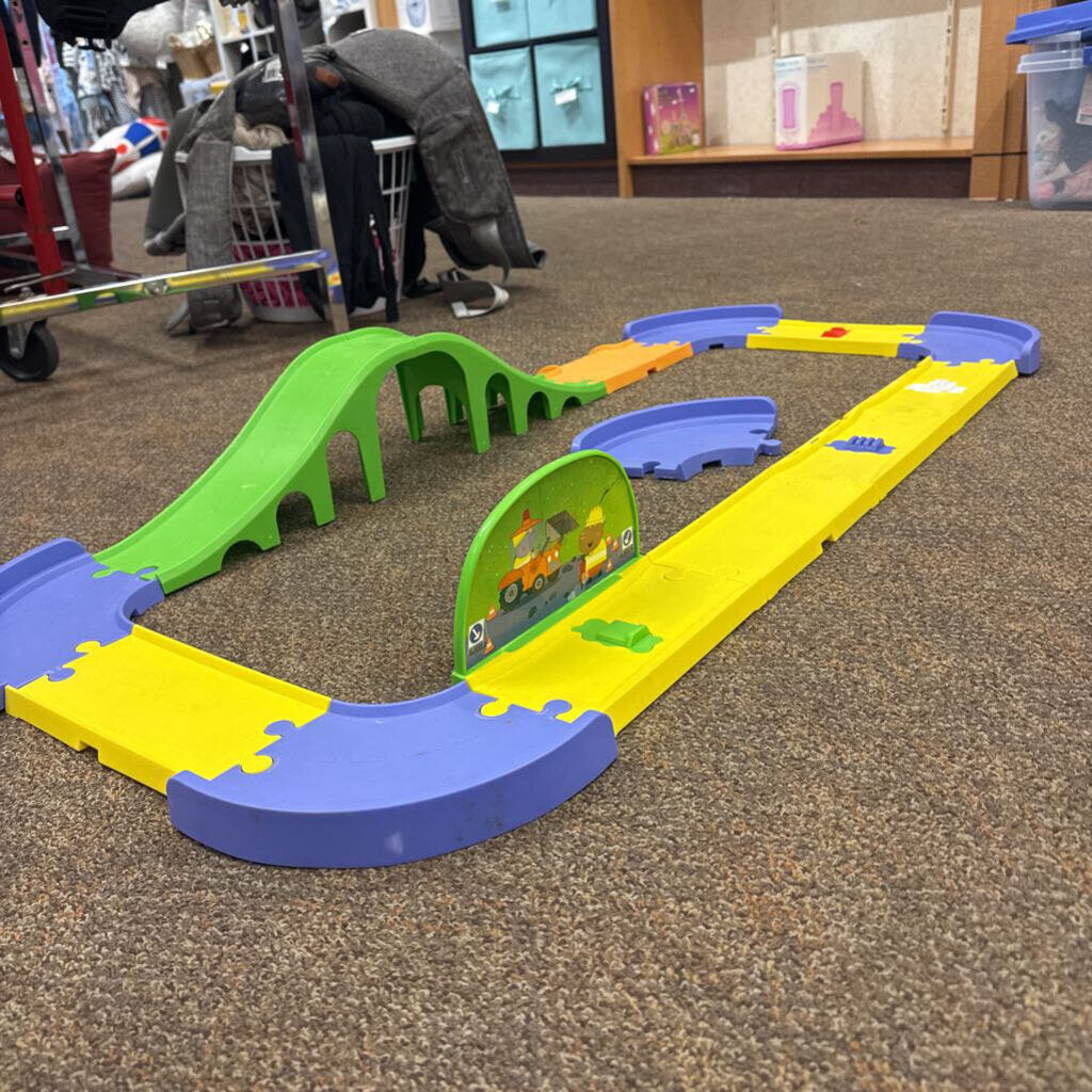 *Car Track