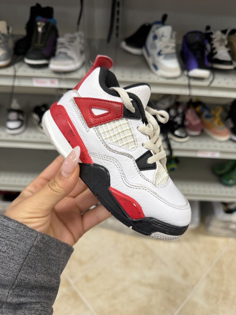 *Retro 4 Red cement