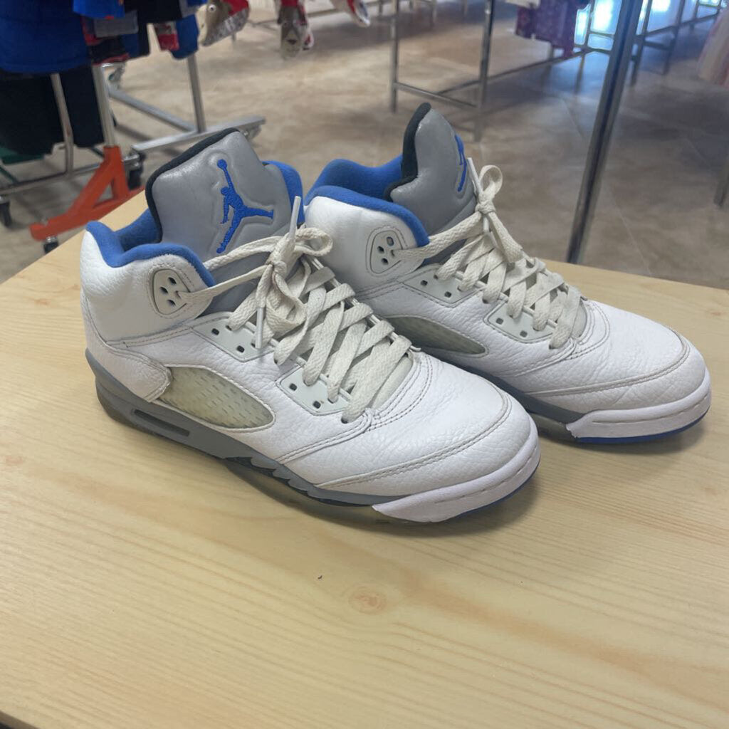 *5 Retro 'White Stealth' (2021)