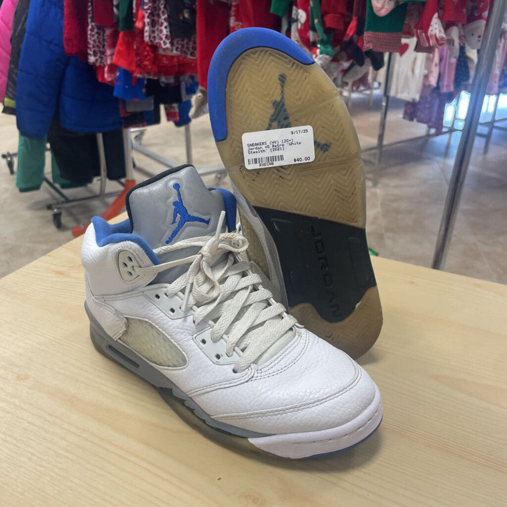 *5 Retro 'White Stealth' (2021)