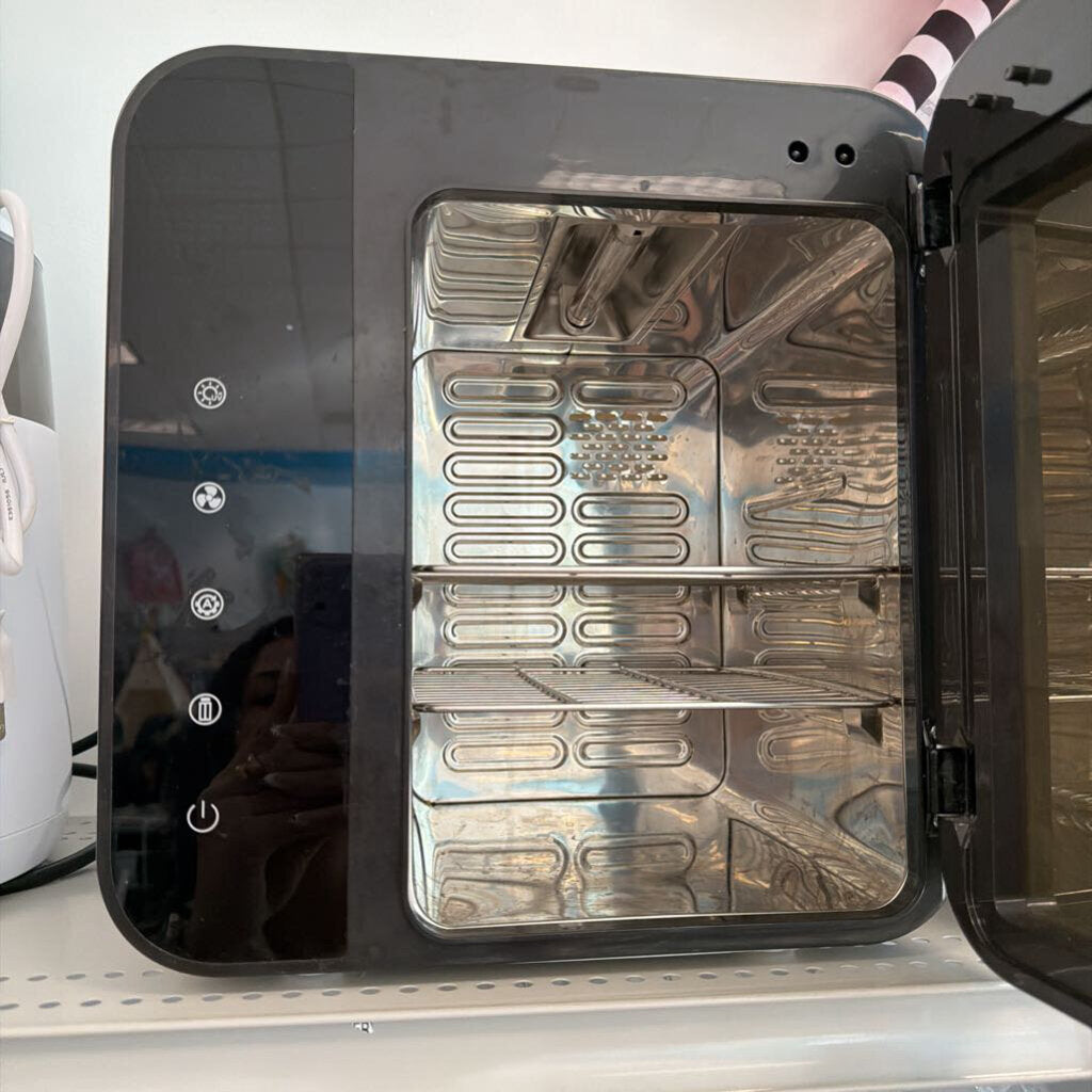 *Ultra UV Sterilizer/Dryer/Storage