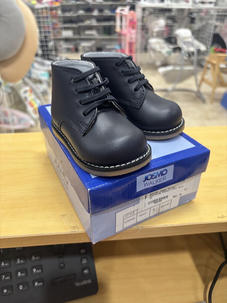 *walking shoes w/box