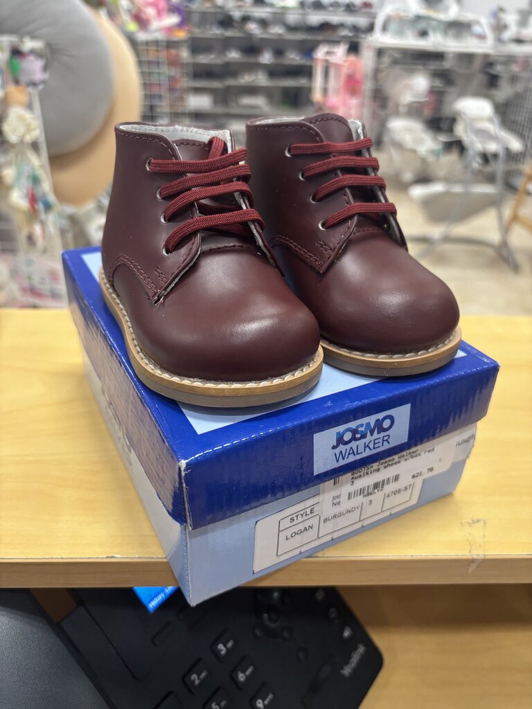 *walking shoes w/box