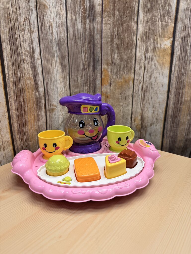 *Pretty Party Playset W/Extras