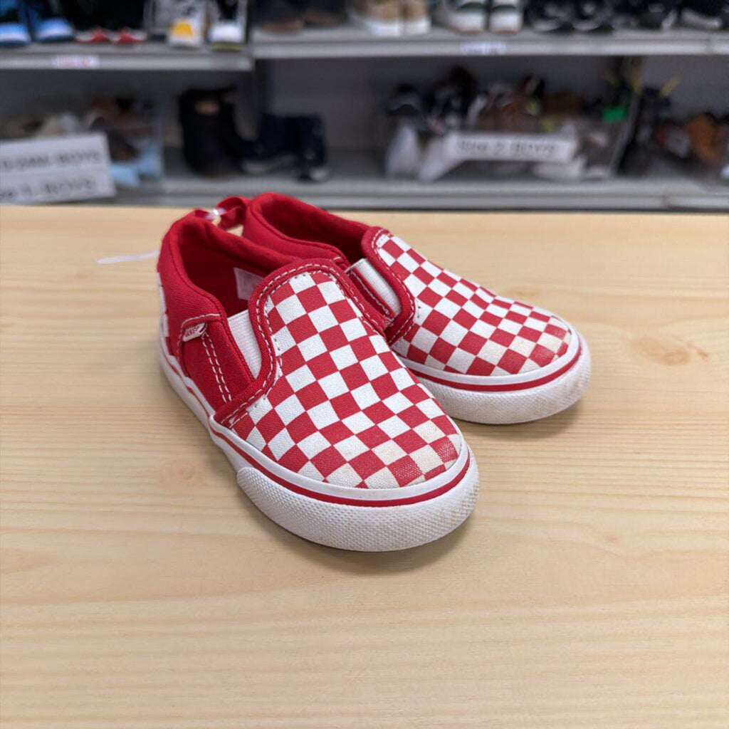 *Classic Checkered