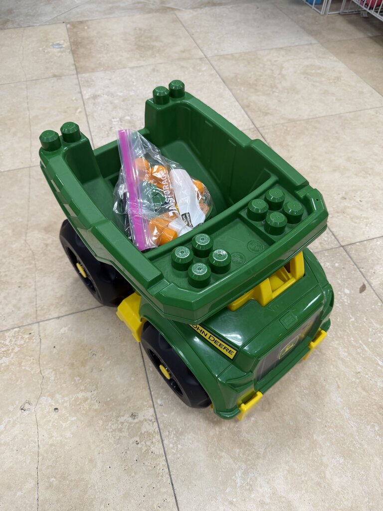 *John Deere Dump Truck