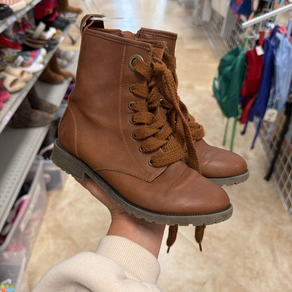 *Combat Boots