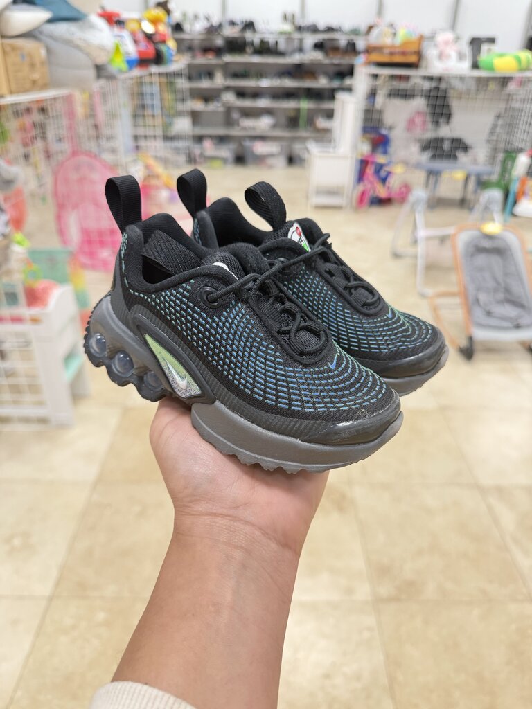 *Air Max DN