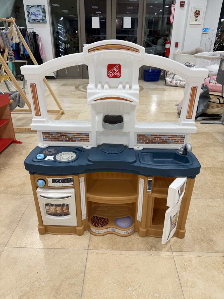 No accessories included