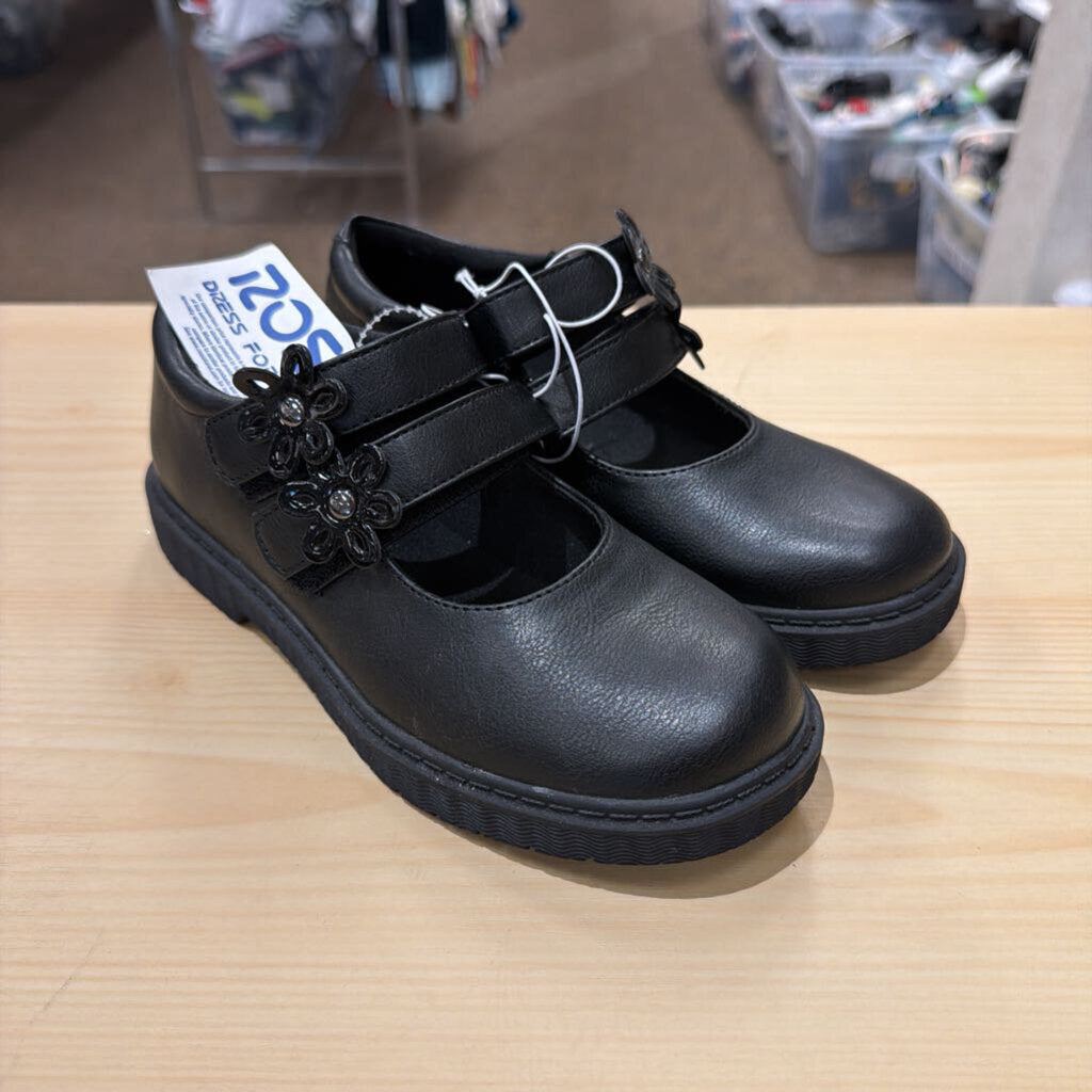 *Strap Shoes