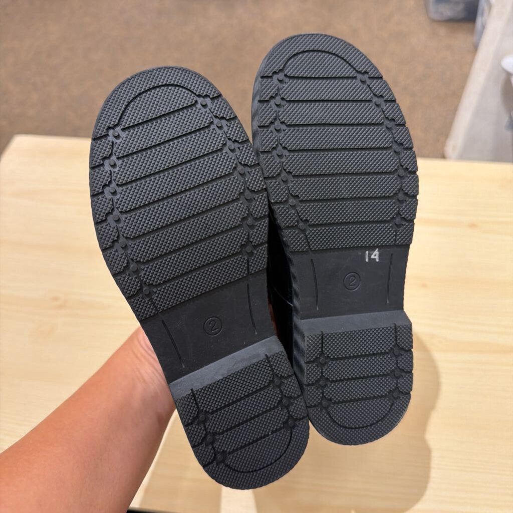 *Strap Shoes