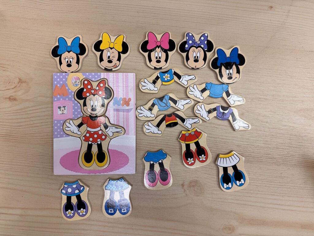 Minnie Mouse Dressup