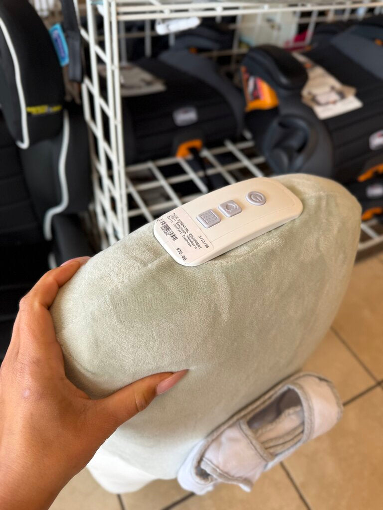 *Newborn Colic Comfort Cushion