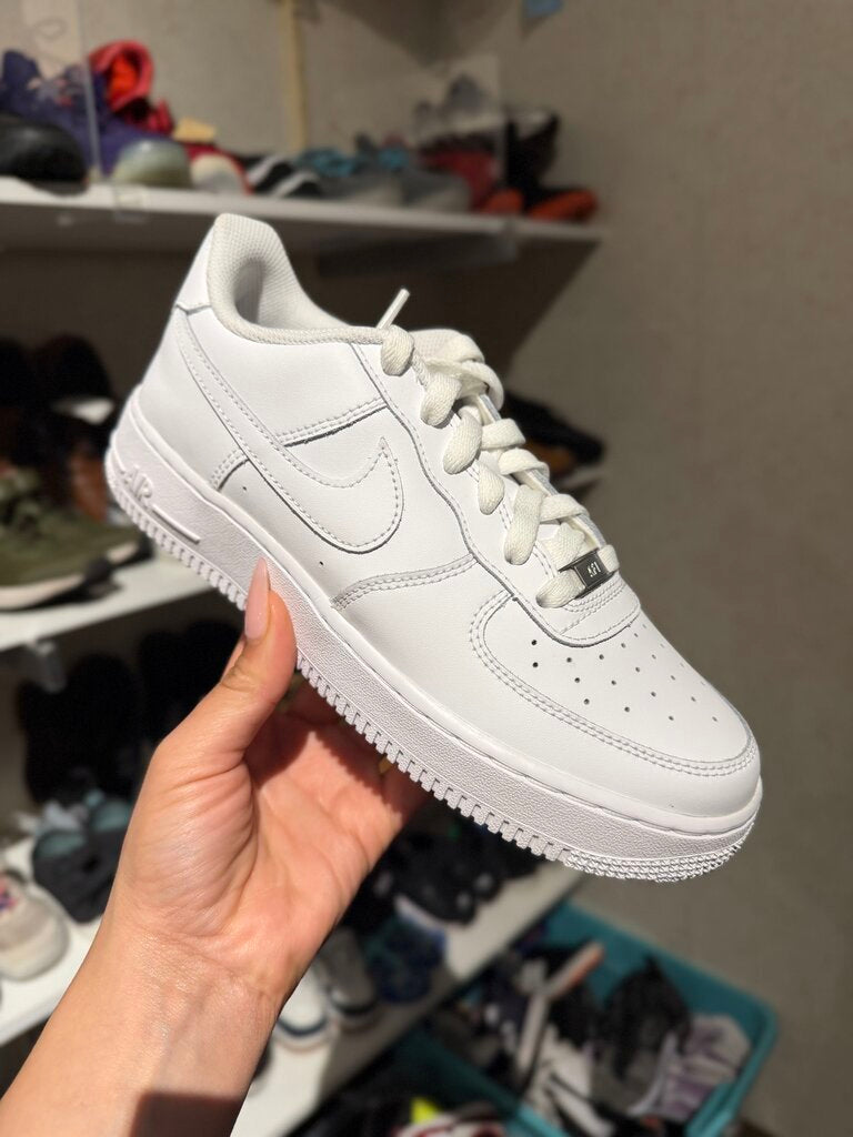 Air Force 1 Low LE W/BOX