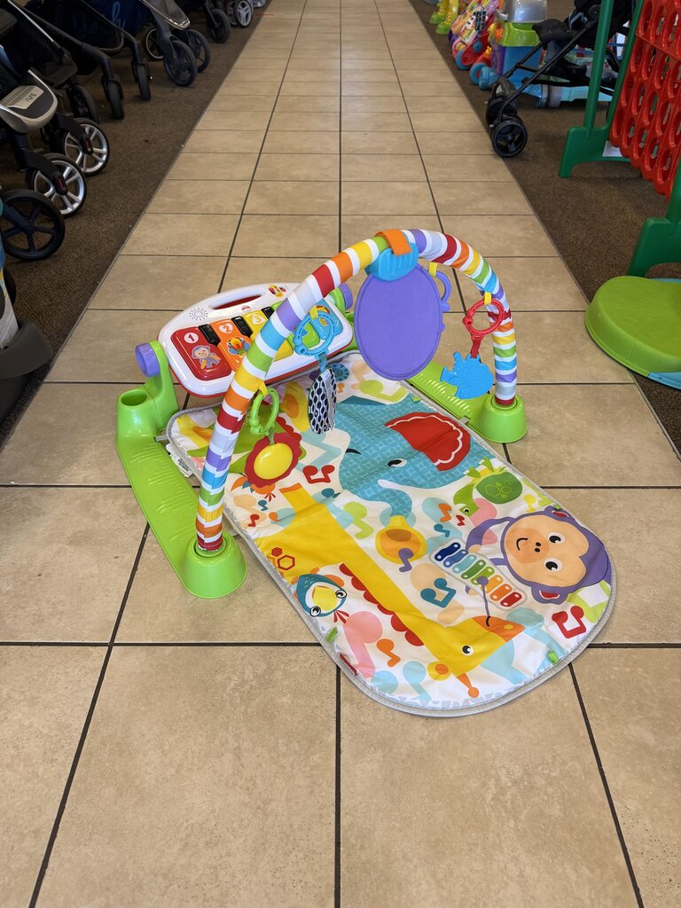 Deluxe Kick n Play Piano Gym