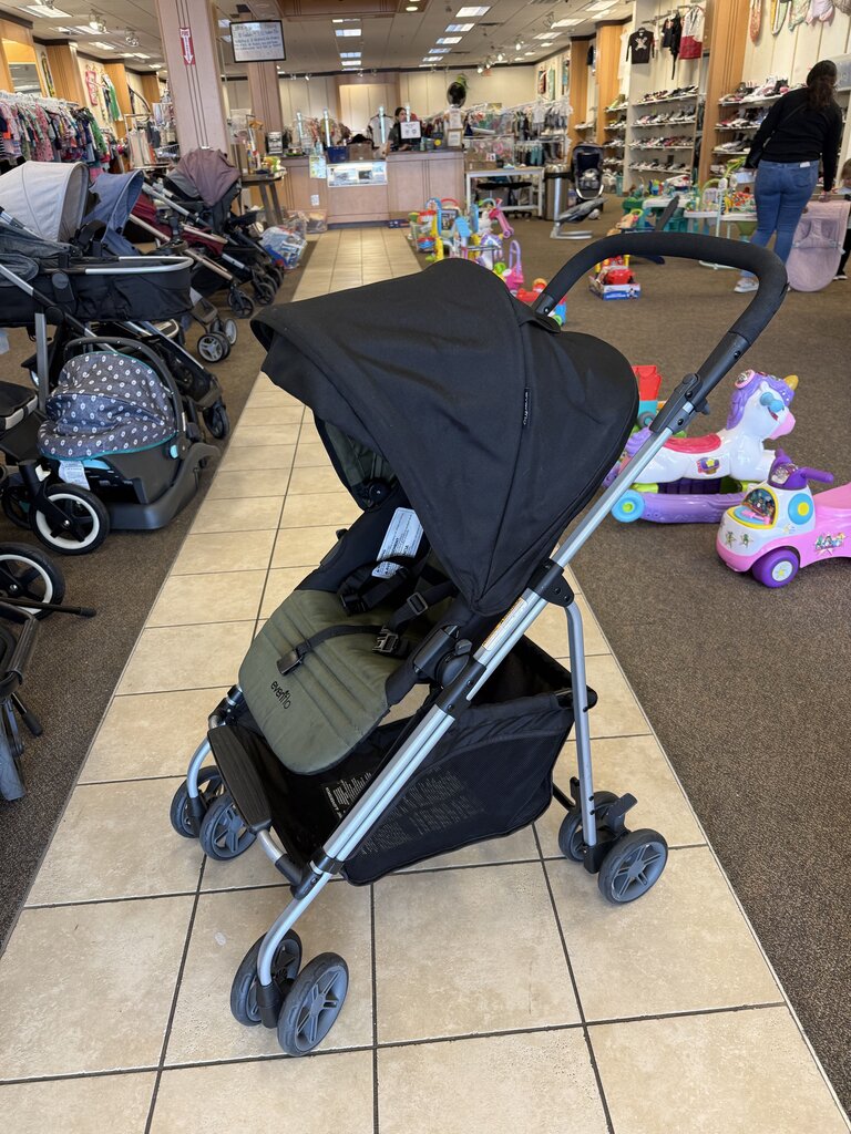 *Reversi Lightweight Reversible Stroller