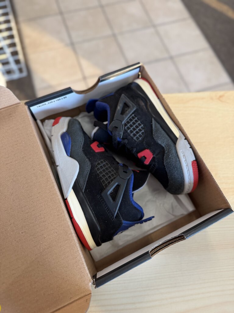 *4 Retro w/box