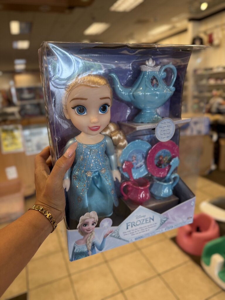 *Elsa with Tea