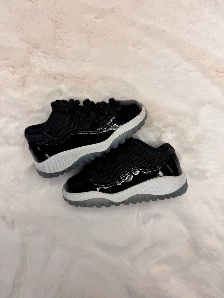 NO BOX Retro 11