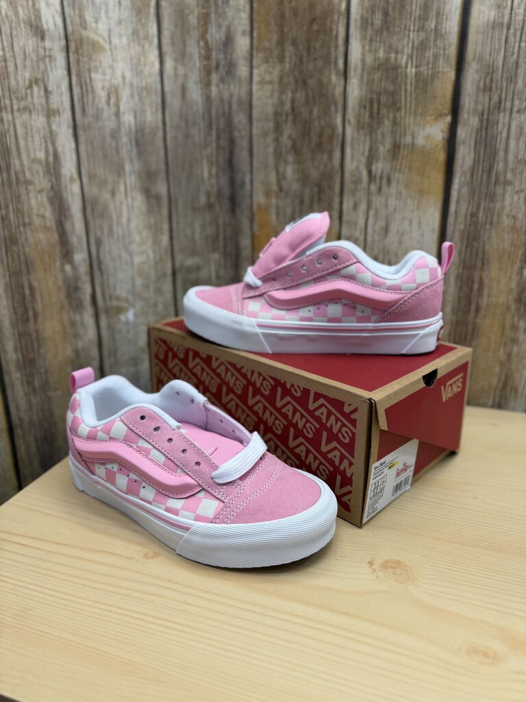 Knu Skool W/BOX NEW