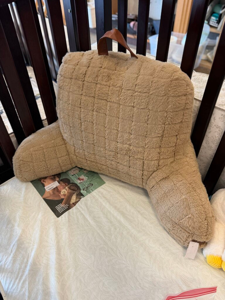 *Backrest pillow