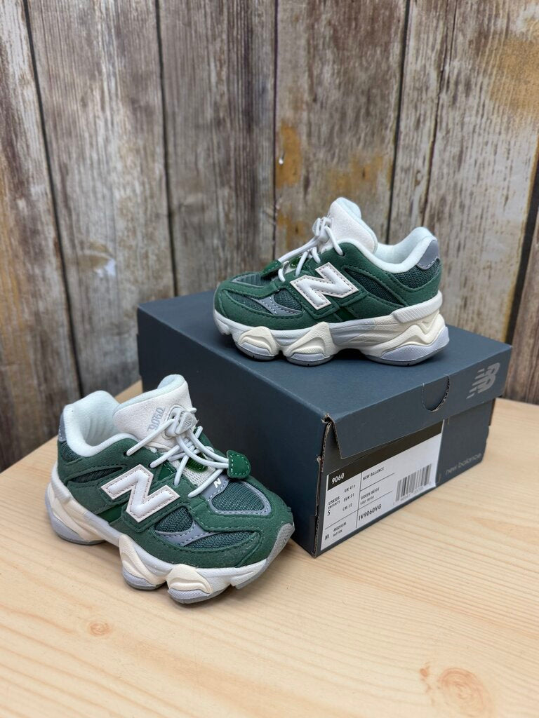 9060 NEW w/ box