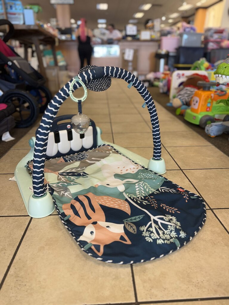 Kick n play