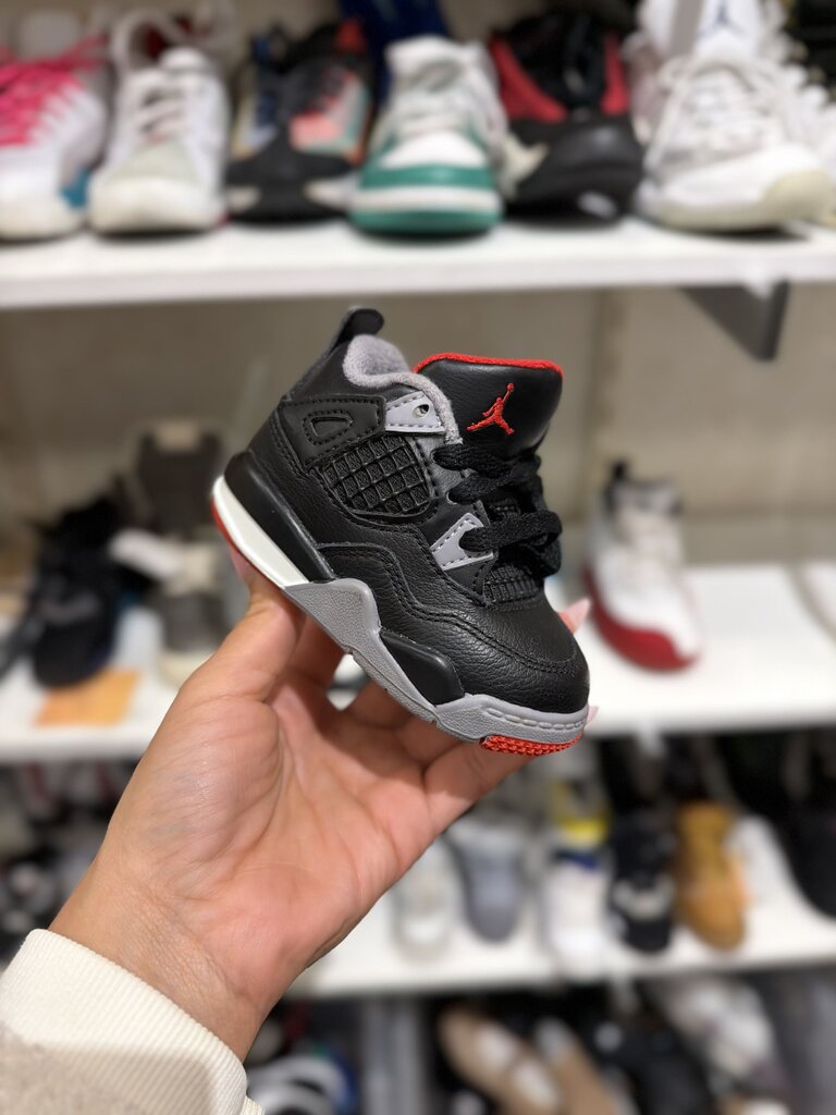 4 Retro