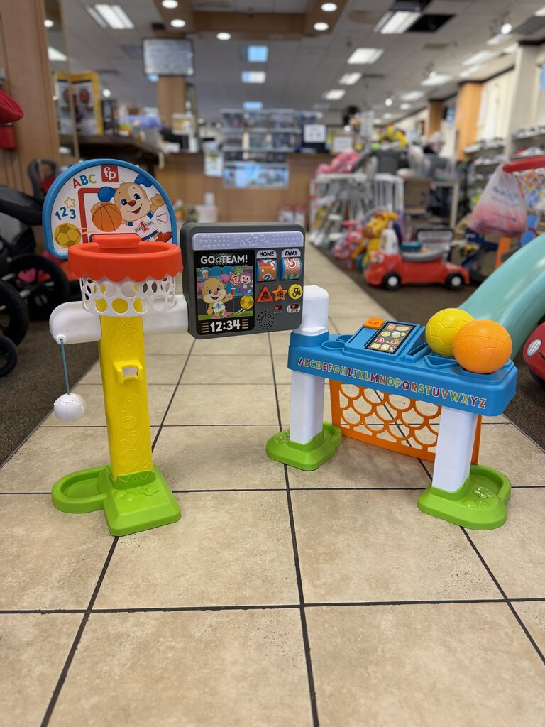 Laugh & Learn 4-in-1 Game Experience Sports Activity Center