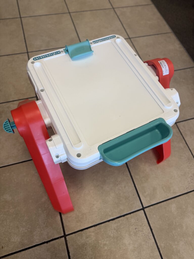 *laugh and learn 4-in-1 activity table and easel