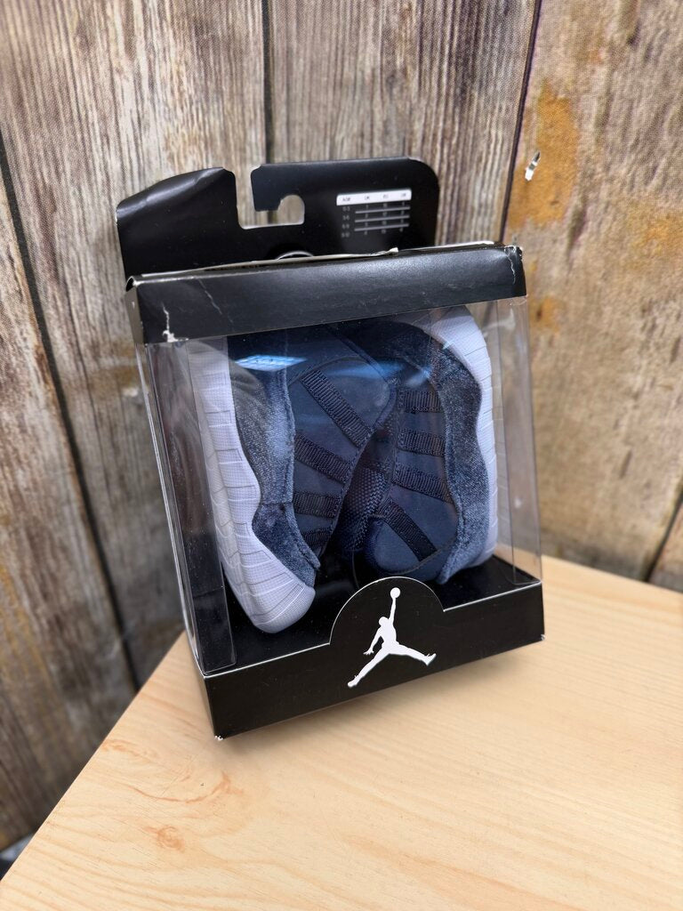 11 Crib Bootie NEW w/ box