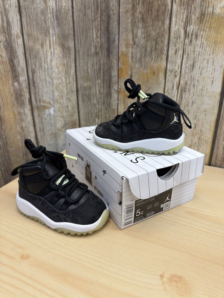 11 Retro Black Barely Volt (TD) w/ box