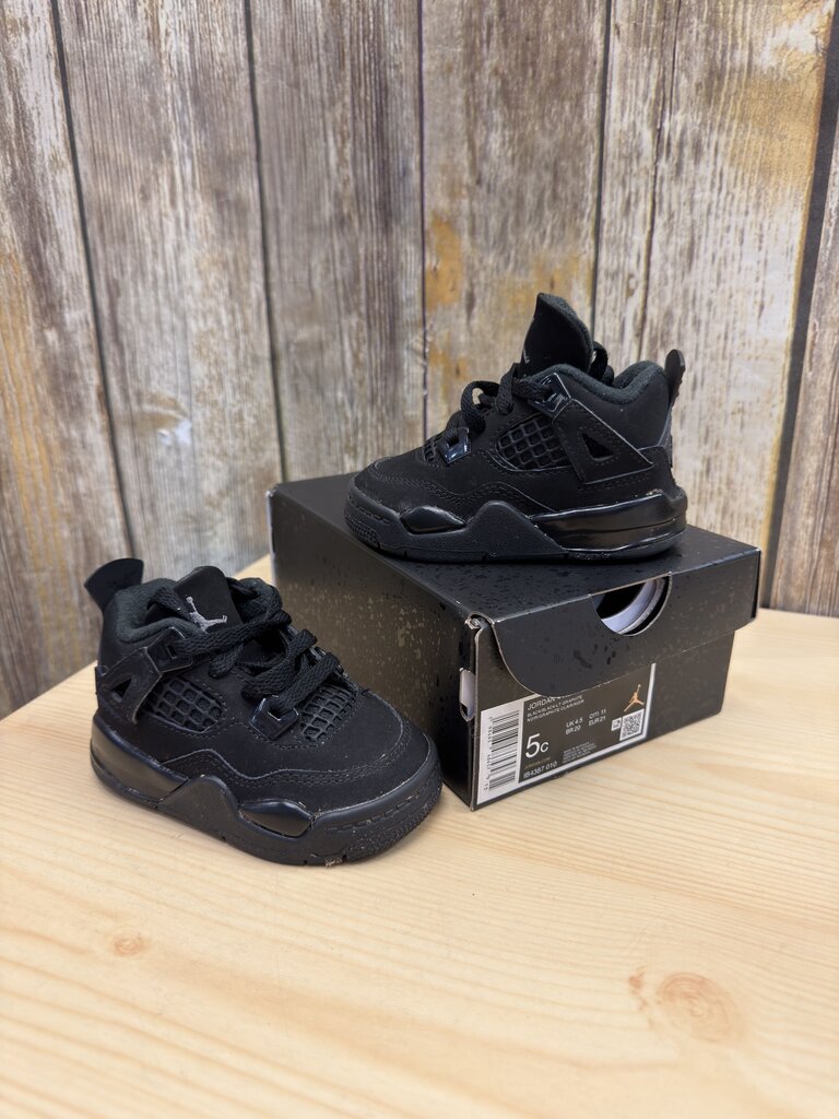 4 Retro Black Cat (2025) (TD)