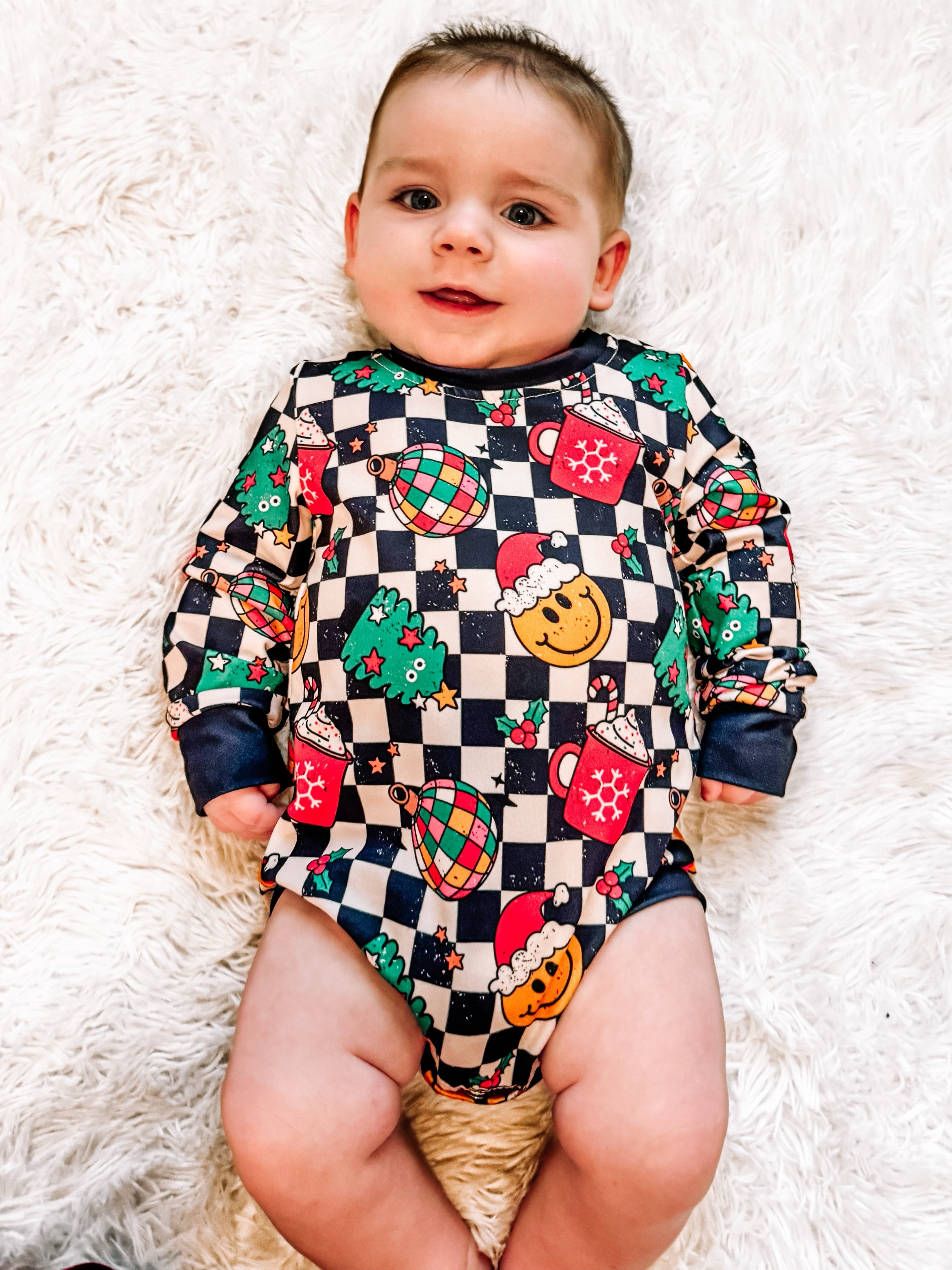 Retro ornament long sleeve leo