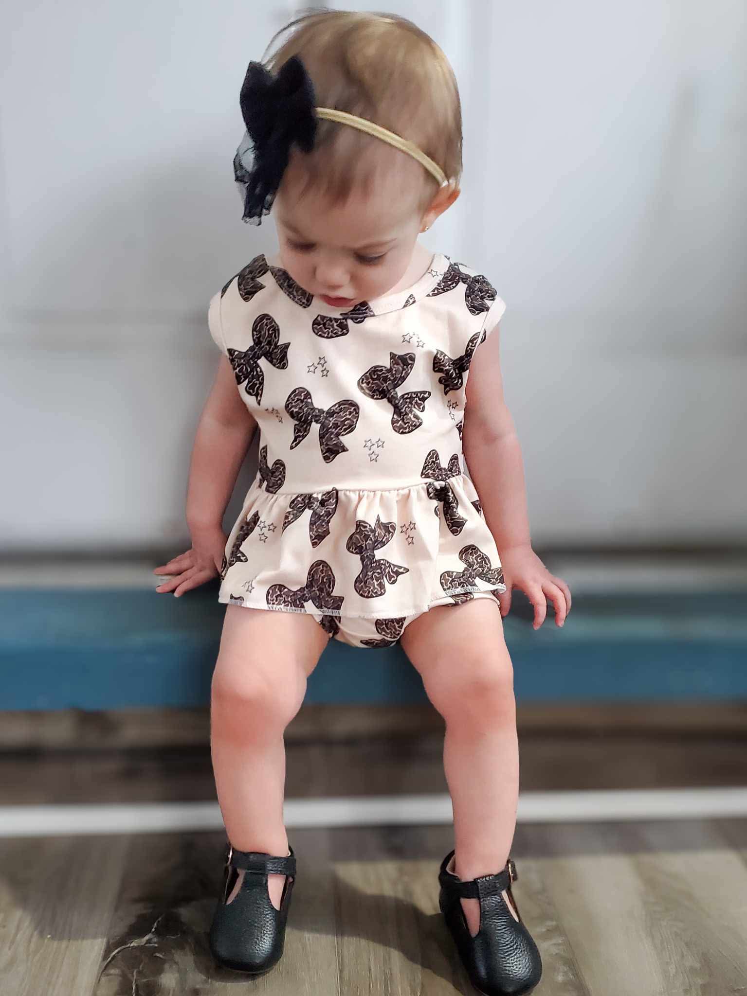 Camo bows peplum set