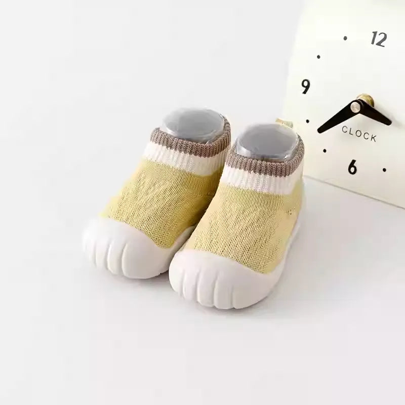 Baby walking shoes