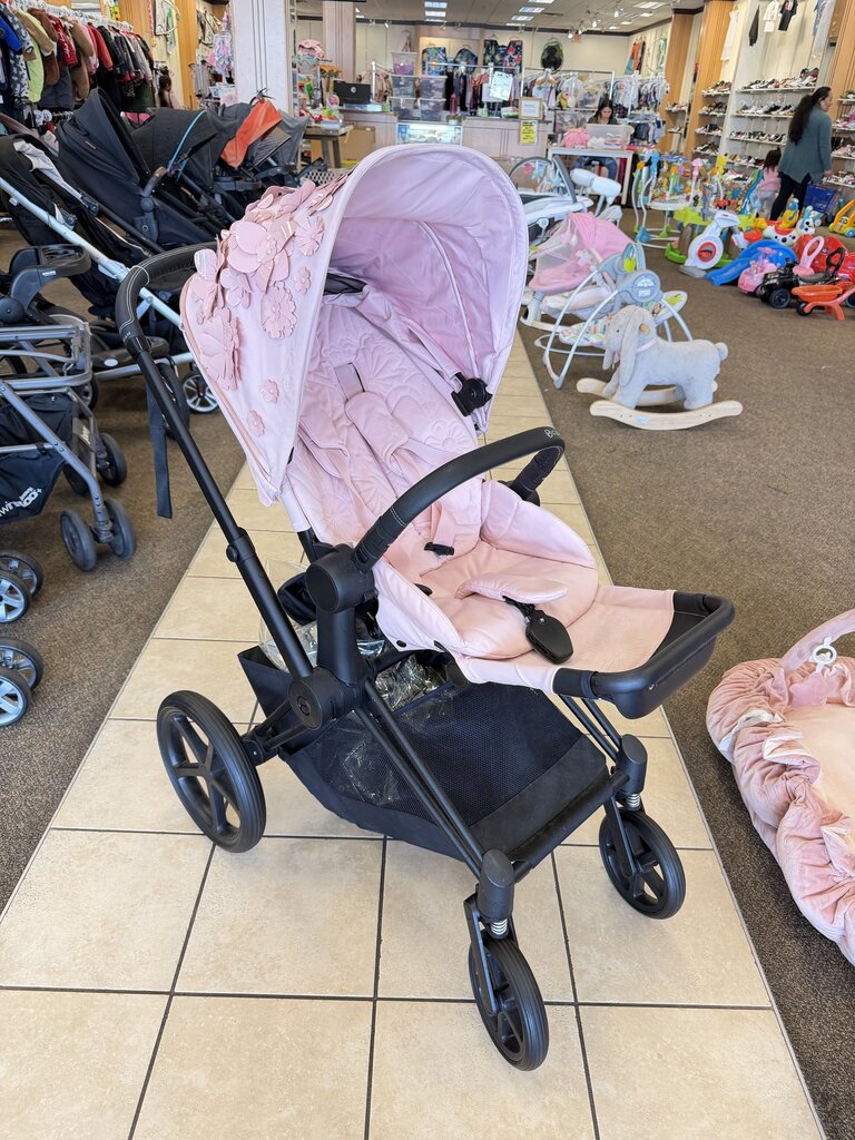 *Priam Pink w/ Butterflies