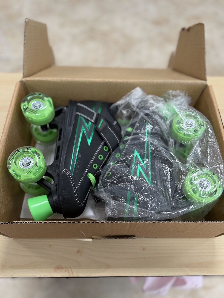 * Blazer Boy's Lighted Wheel Roller Skates