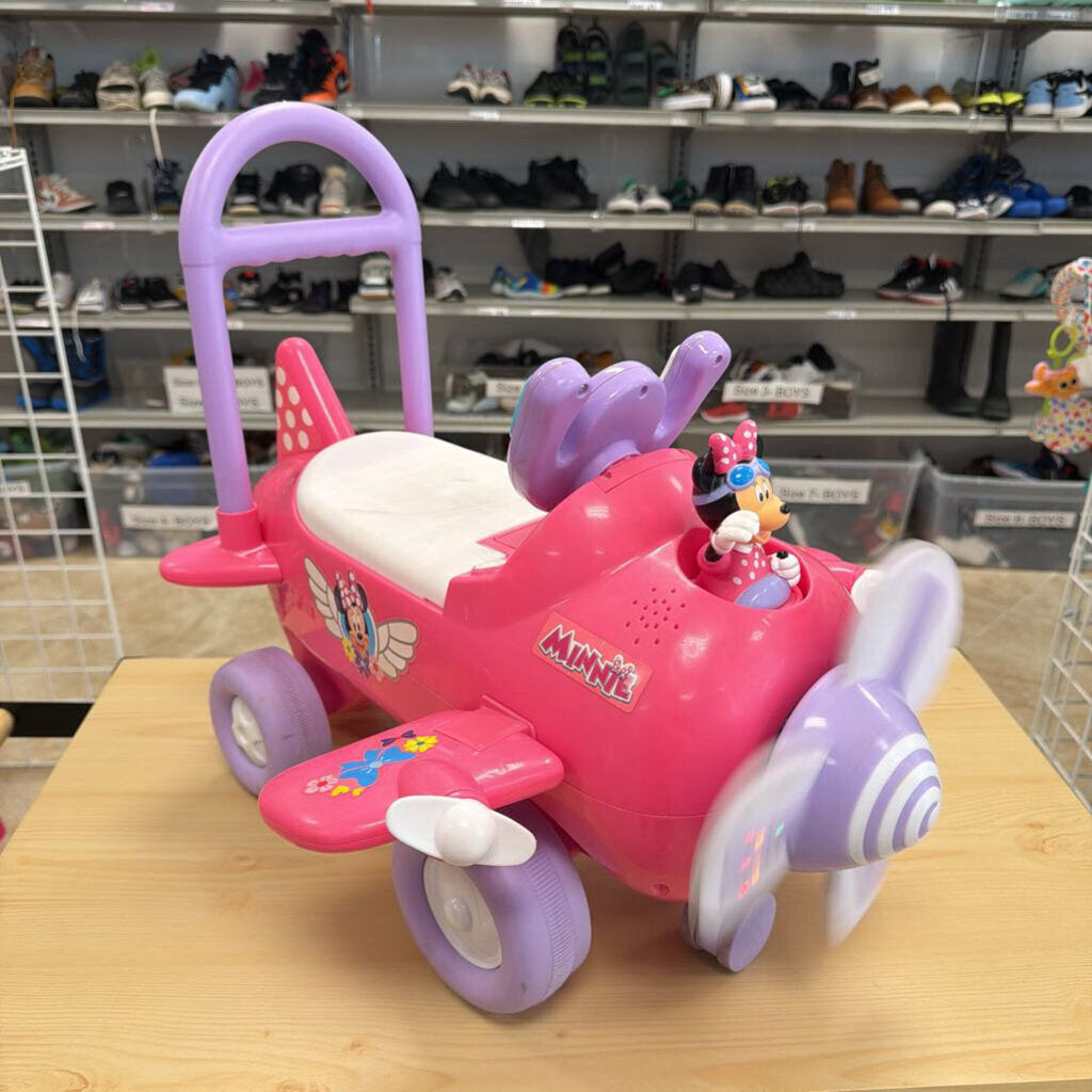 *Minnie Mouse Ride On