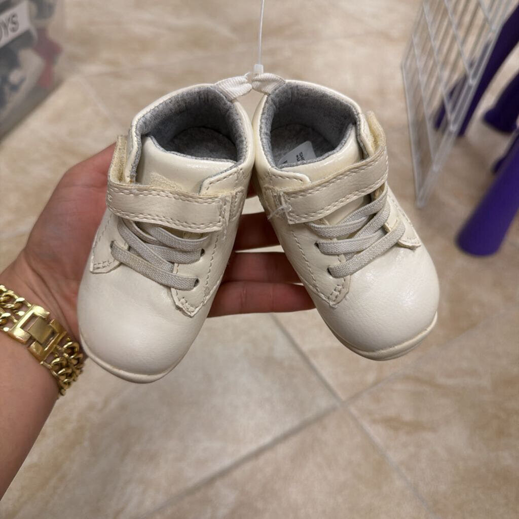 *Walking Shoes