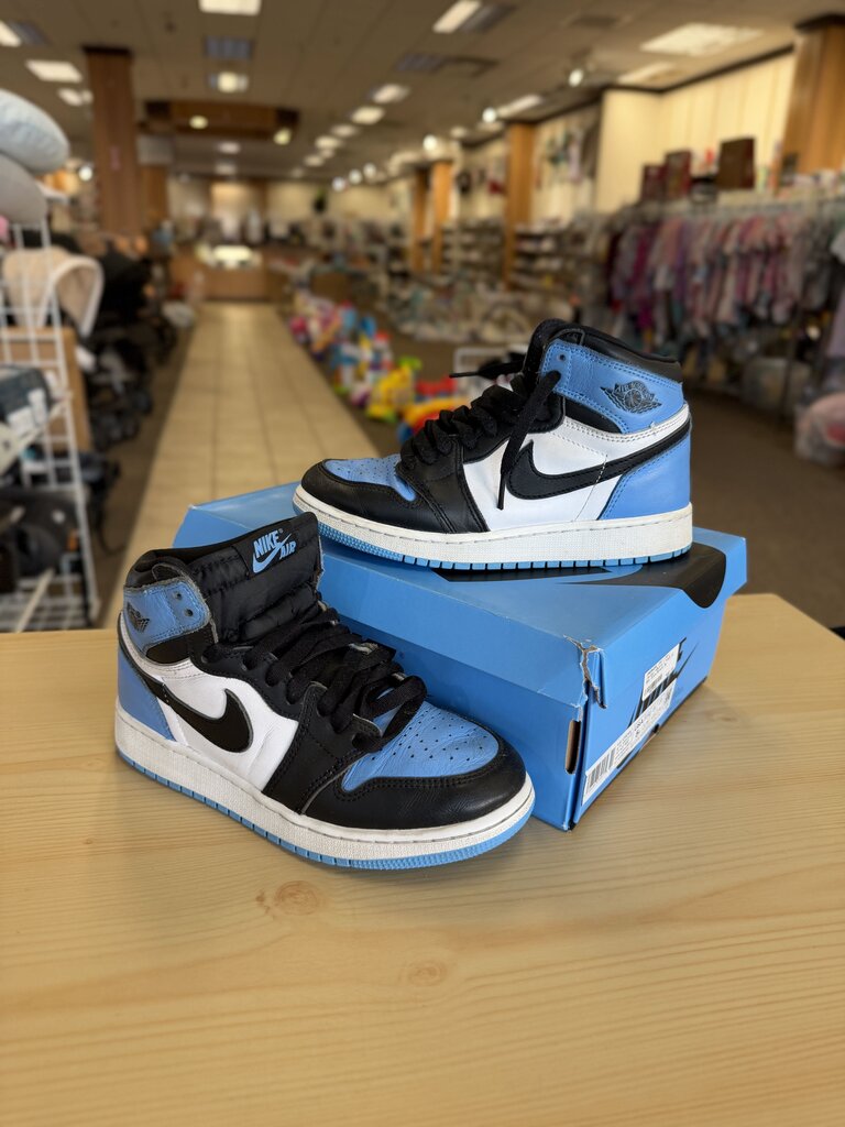 *Retro 1 High W/ Box