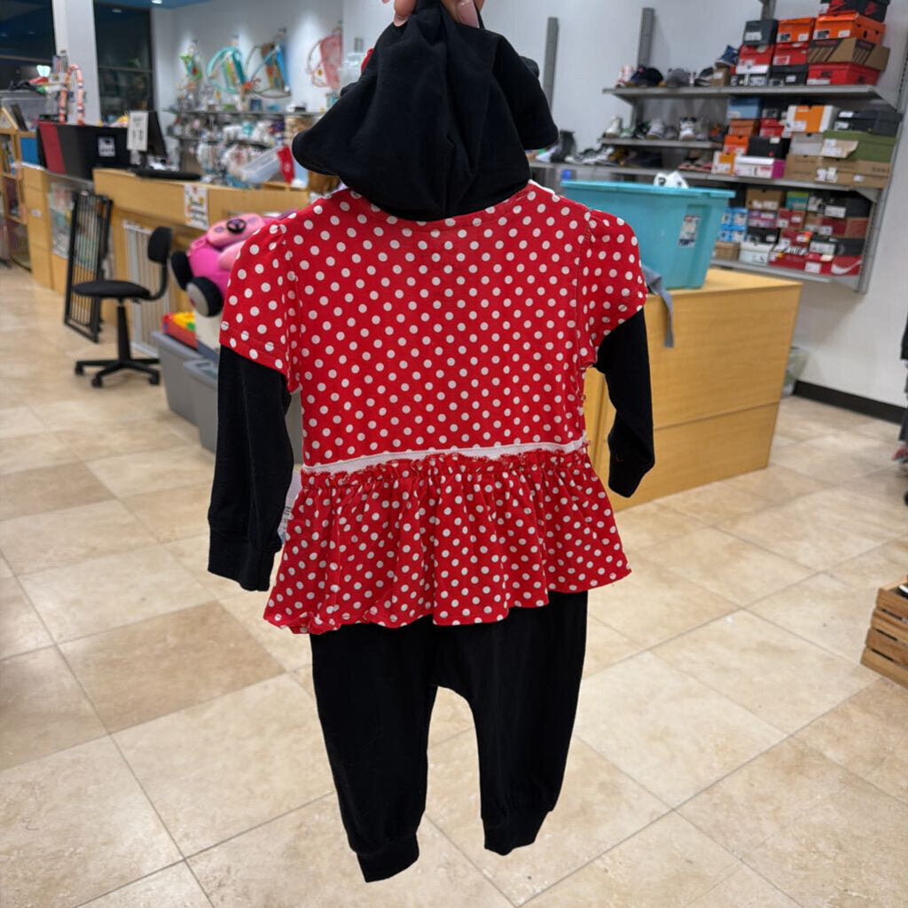 *NWT Minnie Mouse