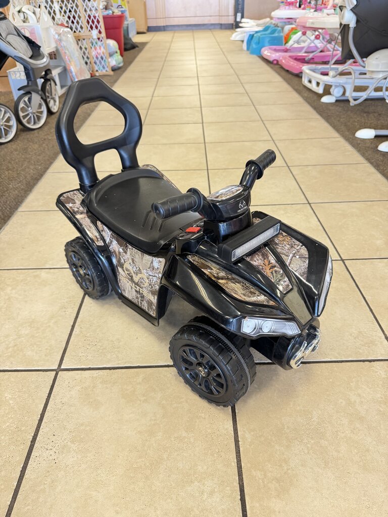 *Foot to Floor Quad Ride-On