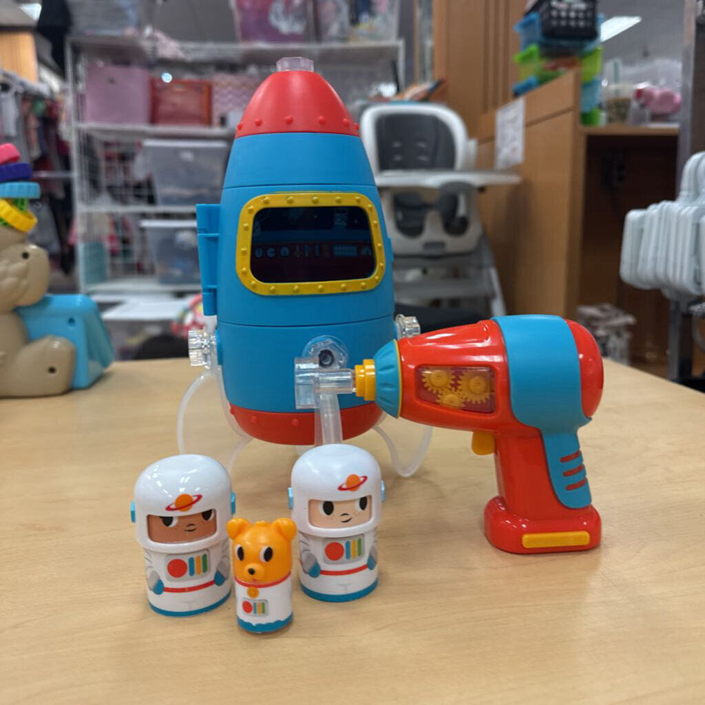 *Bolt Buddies Rocket