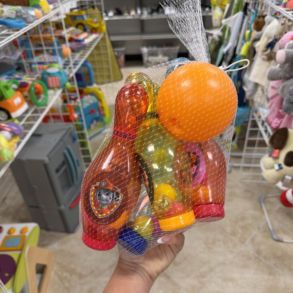 *Paw Patrol Bowling Set
